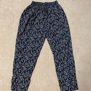 VTG Floral Patterned Pants